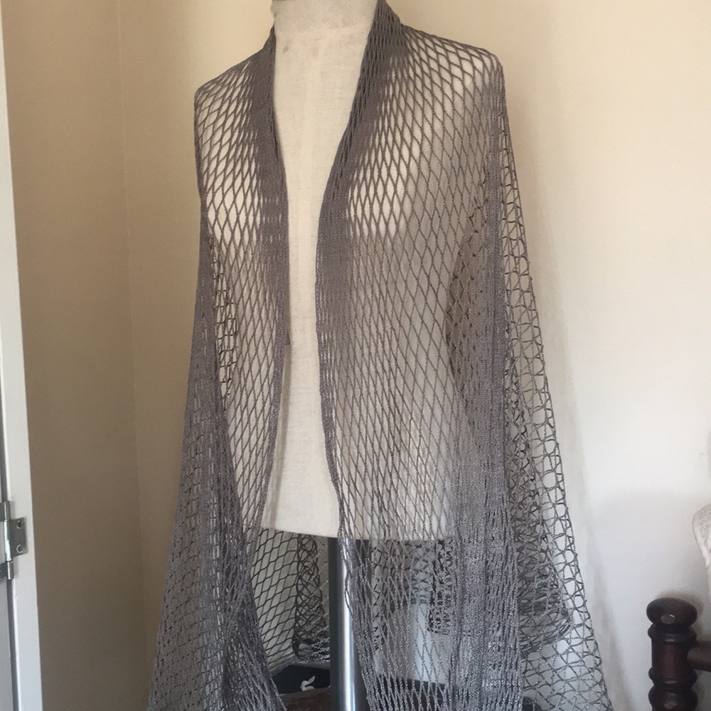 Lightweight Gray Open-Knit Shawl Wrap